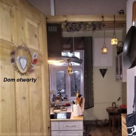 Апартаменты Dom Otwarty Еленя-Гура Экстерьер фото